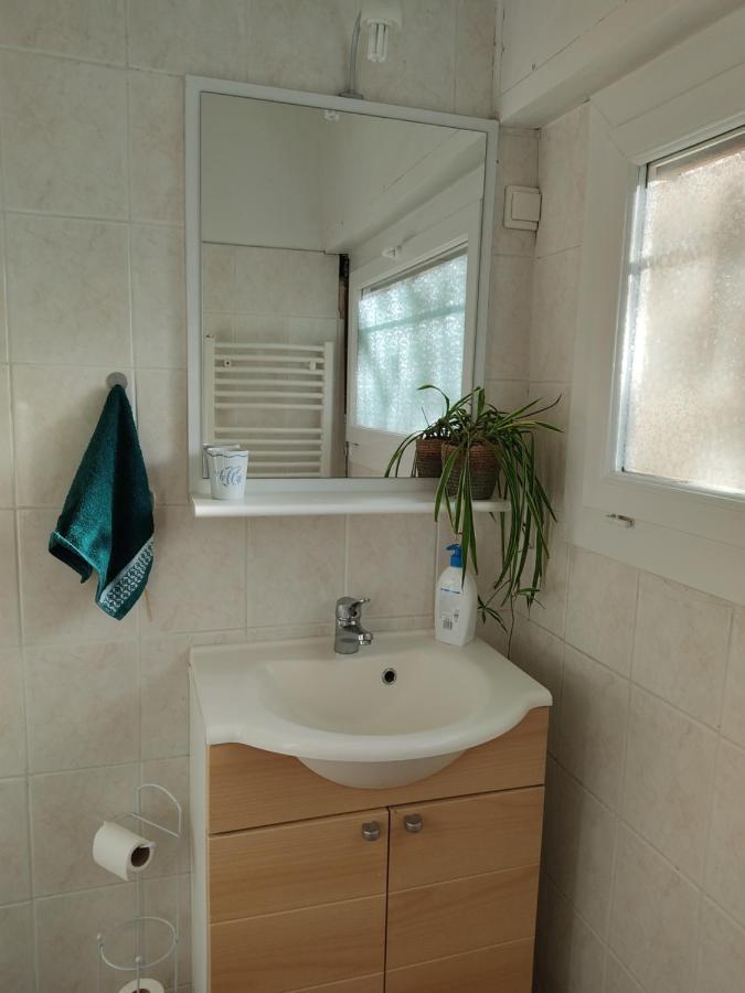 Chambre Privee Avec Parking 尼姆 外观 照片